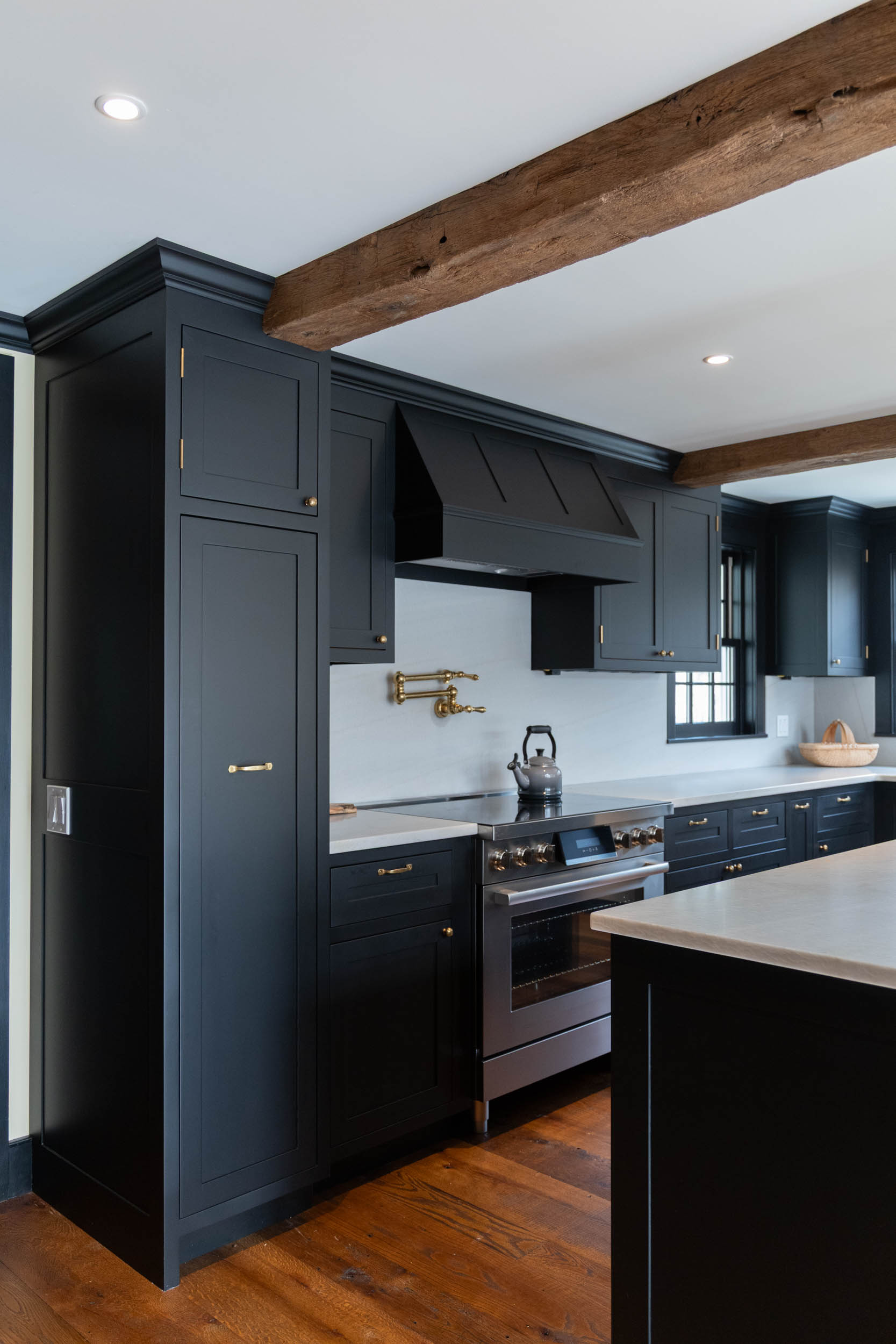 Morris Kitchen
